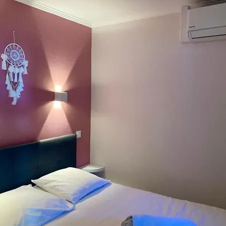 Les Restanques Bruyeres 2103 Proche Piscine *