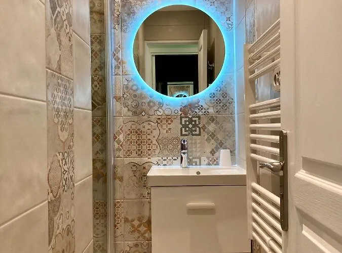 Les Restanques Bruyeres 2103 Proche Piscine *